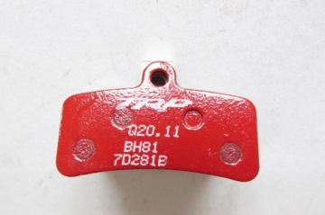 Задний тормоз TRP Slate T4, 4-поршневой, монтажный комплект