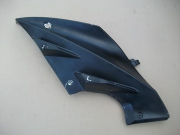 YAMAHA YZF R125 CZACHA CZASZA LEWA BOK