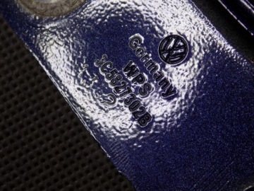 3C5827302B, VW PASSAT B7 Scharnier heckklappe heck rechts 3C5827302B | thumb 1