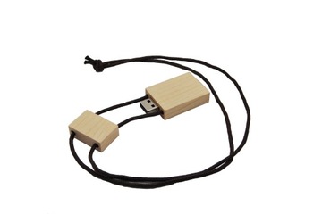 Деревянная флешка на шнурке 64 ГБ USB 3.0