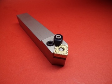 NÓŻ TOKARSKI PSDNN 2020 K12C NA SNMG 1204