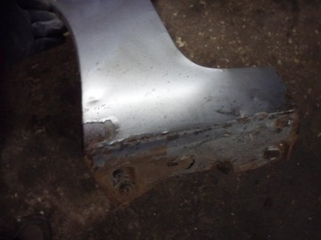 BLATNÍK LEVÝ PŘEDNÍ ALFA ROMEO 156 FACELIFT 680