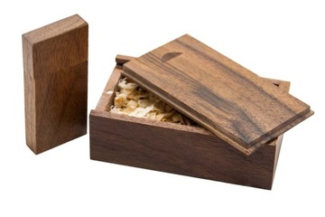 Деревянная флешка 16 Гб + коробка + ГРАВИРОВКА