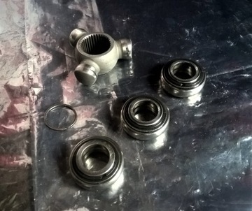 FORD MONDEO MK3 KRZYŻAK PRZEGUBU ŁOŻYSKO IGIEŁKOWE