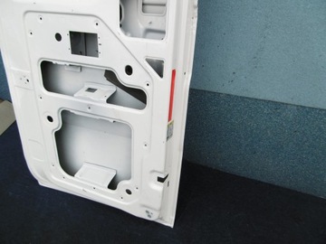 MAN CRAFTER DRZWI TYŁ PRAWY TYLNE PRAWE