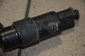 AUDI A4 B8 PUMPIČKA OSTŘIKOVAČE 3B7955681