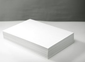 Papier techniczny brystol biały 140g 100 ark A4