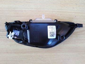 MERCEDES W205 РУЧКА ВНУТРЕННЯЯ ПРАВАЯ ЗАДНЯЯ (652