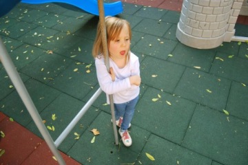 Плиты безопасной поверхности FLEXIZONE PLAYGROUND