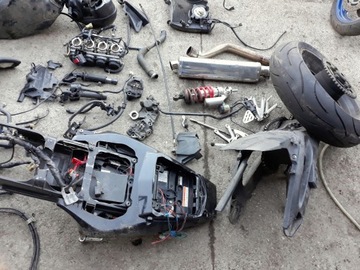 Детали двигателя Yamaha R6 2005 yzf 600