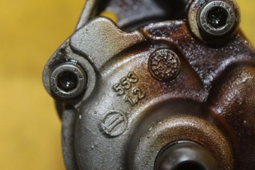 МАСЛЯНЫЙ НАСОС VW GOLF IV 2.0 8V 06A115105