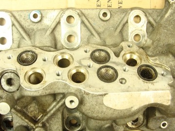 МАСЛЯНЫЙ ПОДДОН AUDI RS6 BUH 07L103805C 07L103601L
