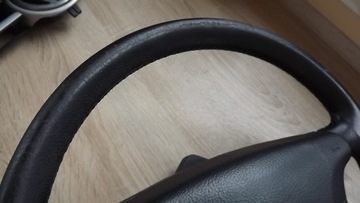 РУЛЕВОЕ КОЛЕСО AUDI 4D0419091D