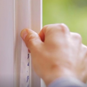 Самоклеящаяся липучка для москитной сетки tesa 5,6 м белая