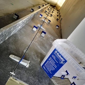 ЗАЖИМЫ ДЛЯ СИСТЕМЫ ВЫРАВНИВАНИЯ KUBALA 2ММ 1000 ШТ.