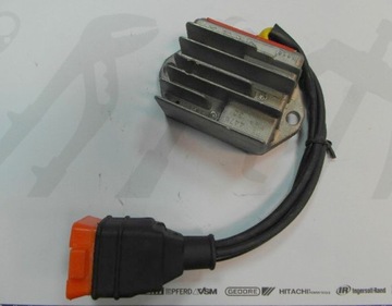 Regulator SAPRISA REF4476 UNIVERSAL / 14V 30A