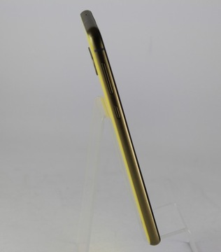 МАКЕТ-ЭКСПОНАТ ЖЕЛТОГО ПРЕДСТАВИТЕЛЯ НА SAMSUNG S10E