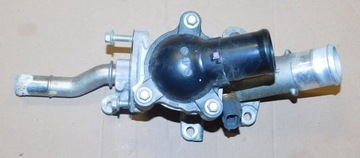 MAZDA 6 GJ 2013r 2.0 OBUDOWA TERMOSTATU PE01-15172