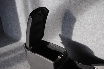 NISSAN X-TRAIL T32 ЦЕНТРАЛЬНЫЙ ПОДЛОКОТНИК