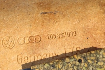 БОКОВАЯ ОБИВКА ЛЕВАЯ VW T4 705867039