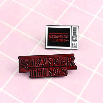 Stranger Things Przypinka Logo Napis Eleven PL