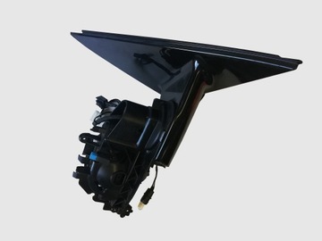 ZRCÁTKO VNĚJŠÍ PRAVÉ MERCEDES W204 046274