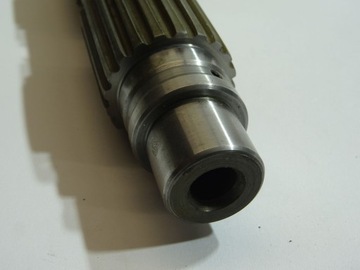 ВЫХОДНОЙ ВАЛ BMW K75 k100 23211457195