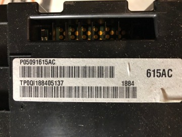 BUDÍKY PŘÍSTROJOVÁ DESKA DODGE CHALLENGER 2015- AUTOMAT