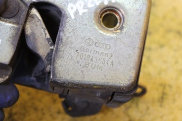 ЗАМОК РАЗДВИЖНОЙ ДВЕРИ VW T4 701843604A