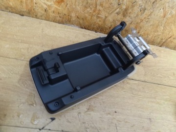 SSANGYONG XLV 2017 LOKETNÍ OPĚRKA KRYT ORIGINÁLNÍ