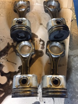 NISSAN PATROL Y61 3.0DI PÍST Z OJNICE