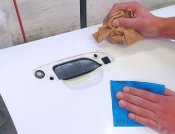 ВОДОНЕПРОНИЦАЕМАЯ МОКРАЯ ШЛИФОВАЛЬНАЯ БУМАГА APP 5000