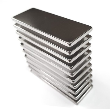 MAGNES NEODYMOWY PŁYTKOWY 42x20x5 mm 10 SZTUK