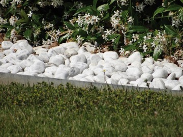 Галька Bianco Carrara 25-40мм Декоративный камень 20кг