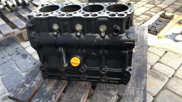 ISEKI E4CG BLOK SILNIKA