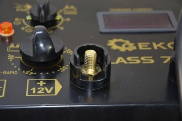 Выпрямитель Geko 12/24V 20-1550AH FAST 700A СТАРТАП