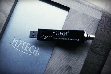 M2Tech HiFace Two — USB-интерфейс, коаксиальный разъем SPDIF, тюльпан