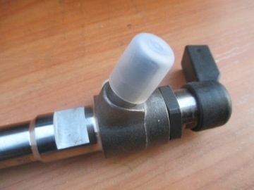 VW PASSAT B7 SEAT SKODA AUDI 1.6 TDI CAY ФОРСУНКА 03L130277B