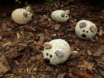 гранитное украшение в виде мыши для сада в подарок gartdeco1