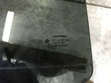 SKLO (OKNO) DVEŘE PRAVÝCH ZADNÍ ZADNÍCH JEEP PATRIOT