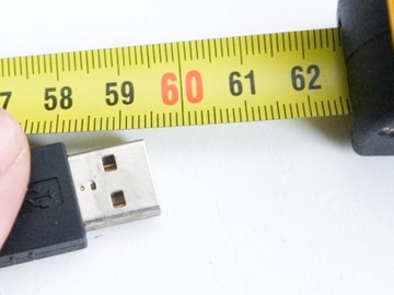 Следуйте HP - USB - Вилка - Розетка - RealFoto
