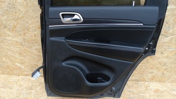 Jeep Grand Cherokee WK2 лифт правая дверь в сборе