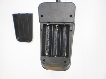 СВЕТОДИОДНАЯ ЛАМПА ДЛЯ ГАЙКИ СТАНДАРТ, НА БАТАРЕЯХ И 220В