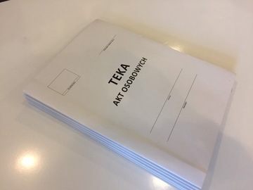 Персональная папка с четырьмя карманами.