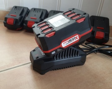 НОВАЯ АККУМУЛЯТОРНАЯ БАТАРЕЯ PARKSIDE X20V 4 Ач и ЗАРЯДНОЕ УСТРОЙСТВО