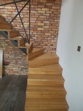 Schody drewniane konstrukcja stalowa loft metalowa
