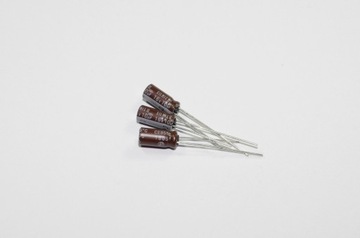 Kondensator 10uF/16V ELNA SILMIC II RFS x 11