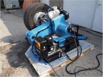 ECOMONT C1456 СЕЛЬСКОХОЗЯЙСТВЕННАЯ СБОРОЧНАЯ МАШИНА 56 ДЮЙМОВ