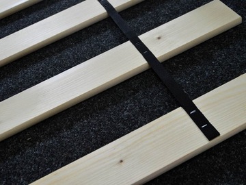 80X200 SOLIDNY TWARDY STELAŻ DREWNIANY