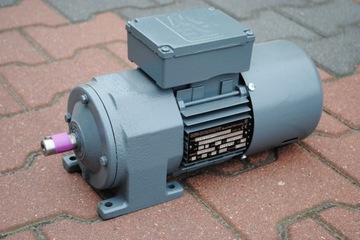 Motoreduktor 0.37kw. 197obr. z hamulcem. SEW!